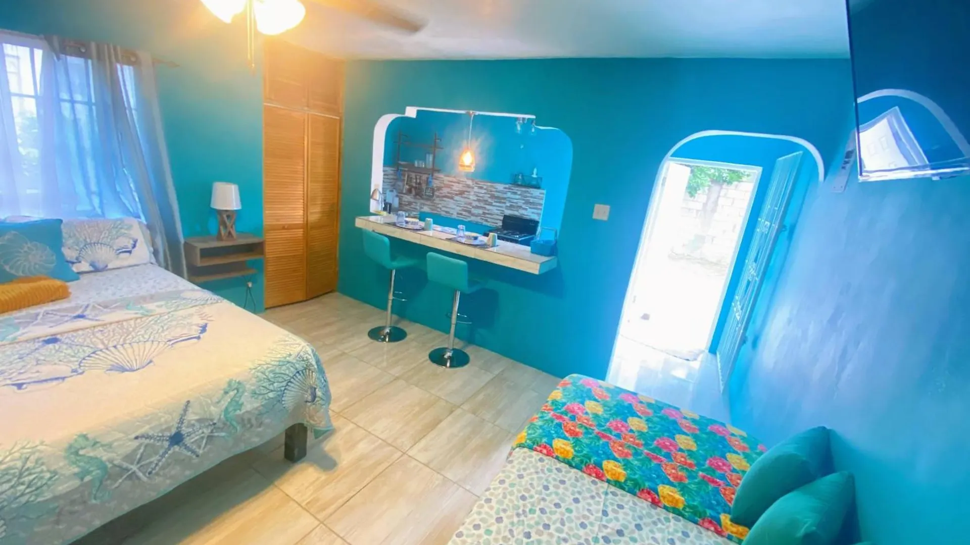 Yanceylargo Estate - Newly Renovated 7Br Beautiful Two-Story W Gorgeous Mountain View Villa Montego Bay 0*,  Jamaika