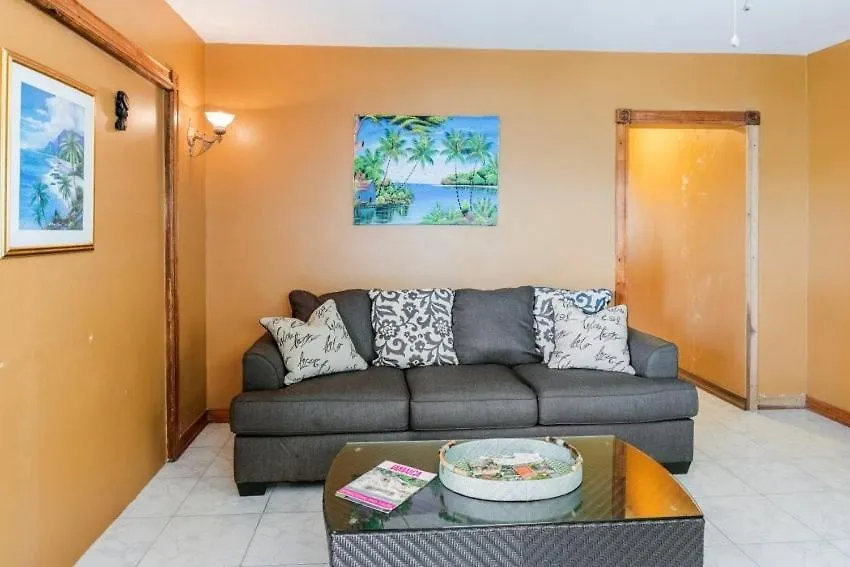 Yanceylargo Estate - Newly Renovated 7Br Beautiful Two-Story W Gorgeous Mountain View Villa Montego Bay