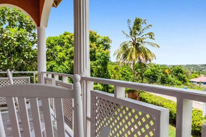 Yanceylargo Estate - Newly Renovated 7Br Beautiful Two-Story W Gorgeous Mountain View Villa Montego Bay 0*,
